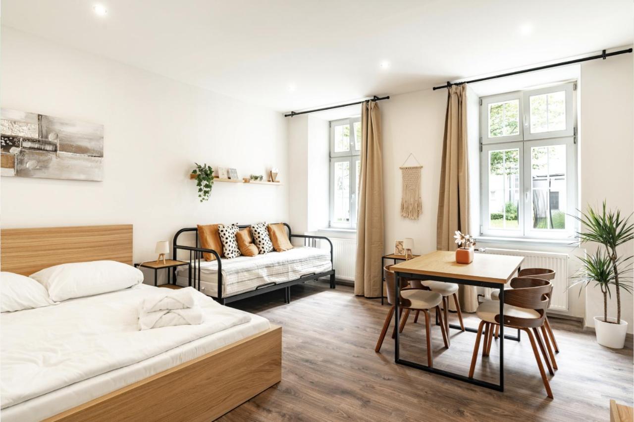 Internesto Brno Luzanky Apartment Luaran gambar